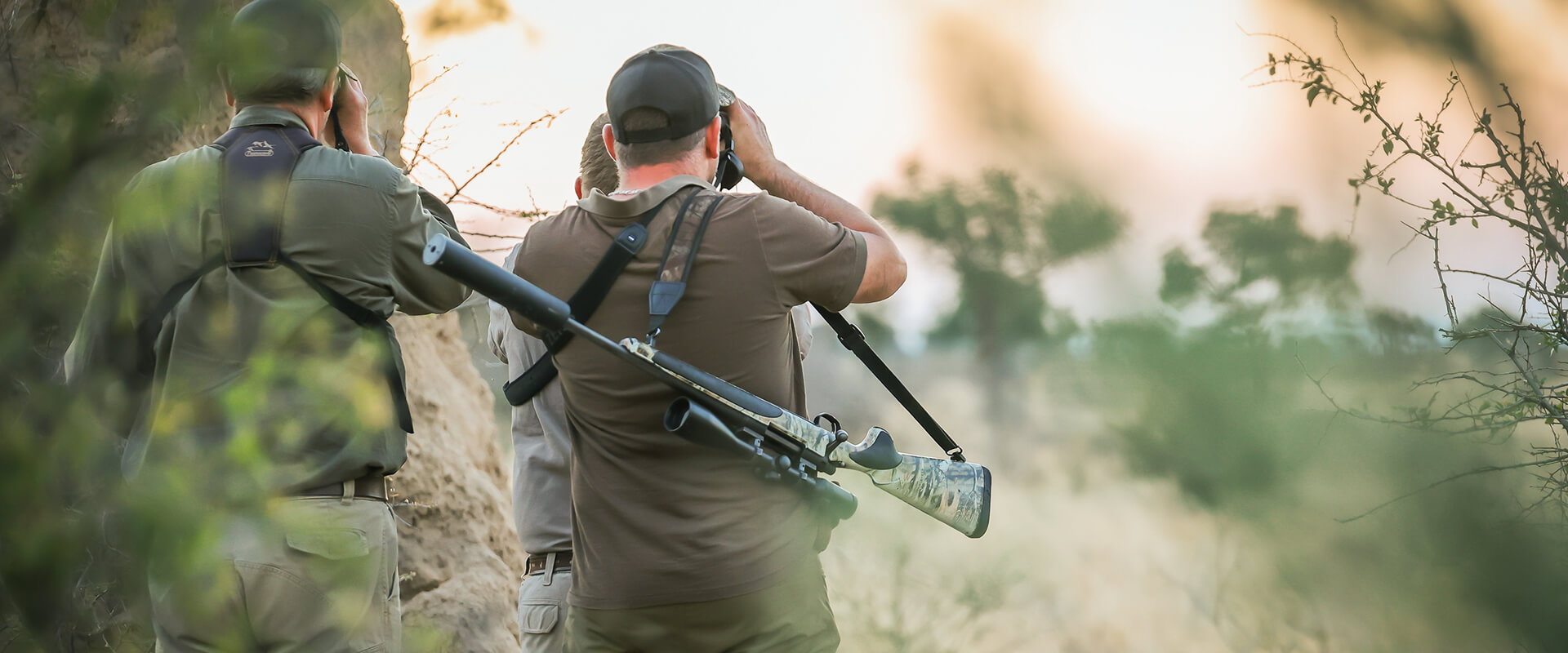 Dangerous Game Safaris in Namibia & Mozambique Dangerous Game Safaris in Namibia & Mozambique